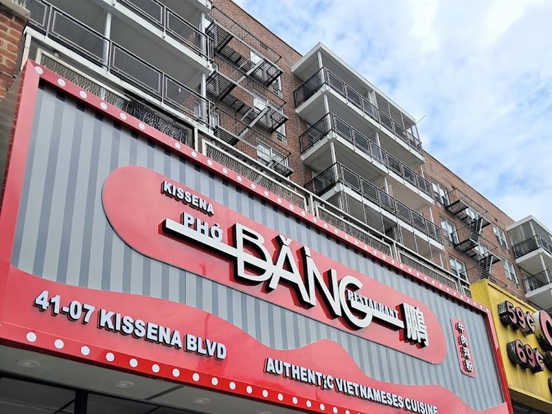 Phở Bằng exterior